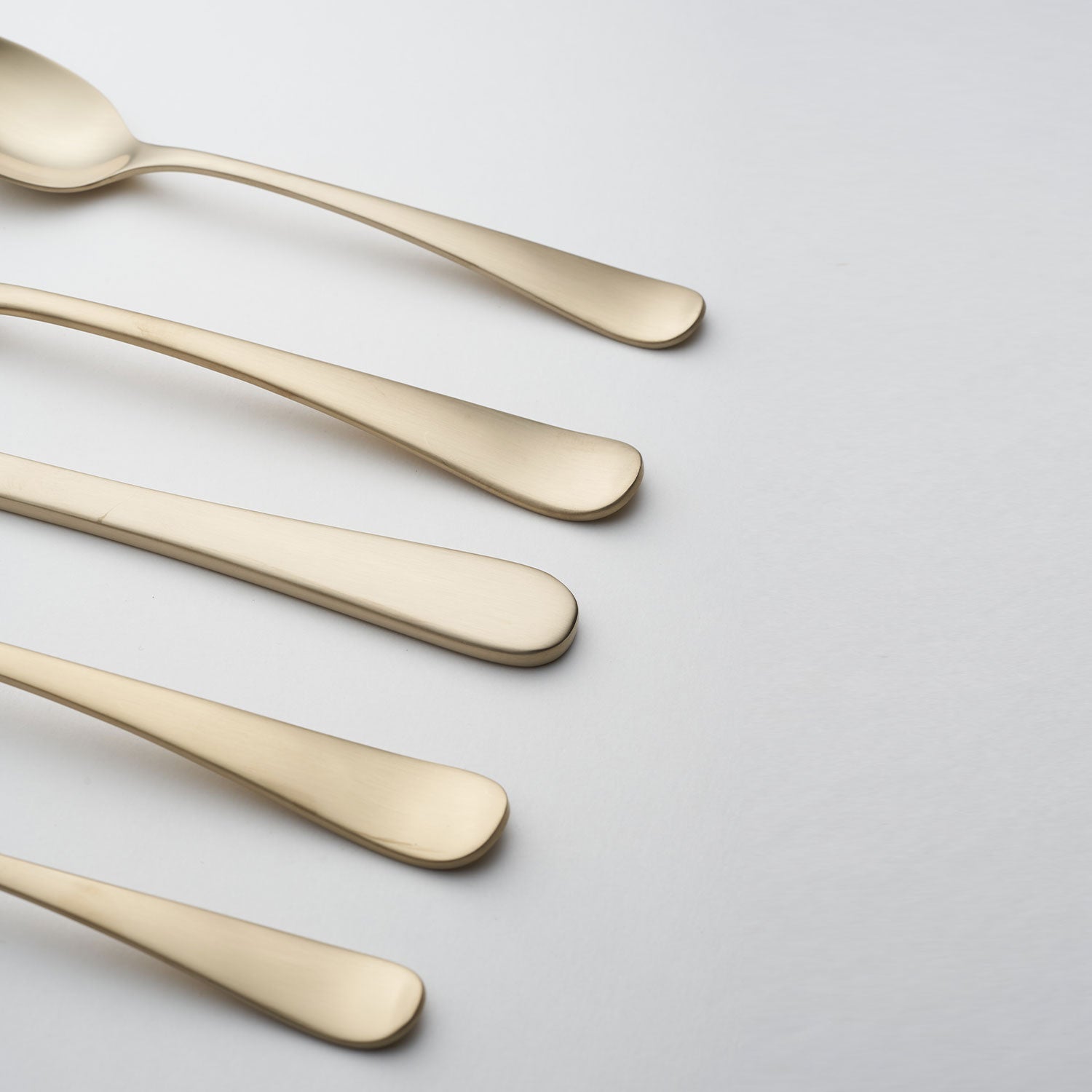 Rhiannon Champagne Satin 20 Piece Flatware Set - Image 4