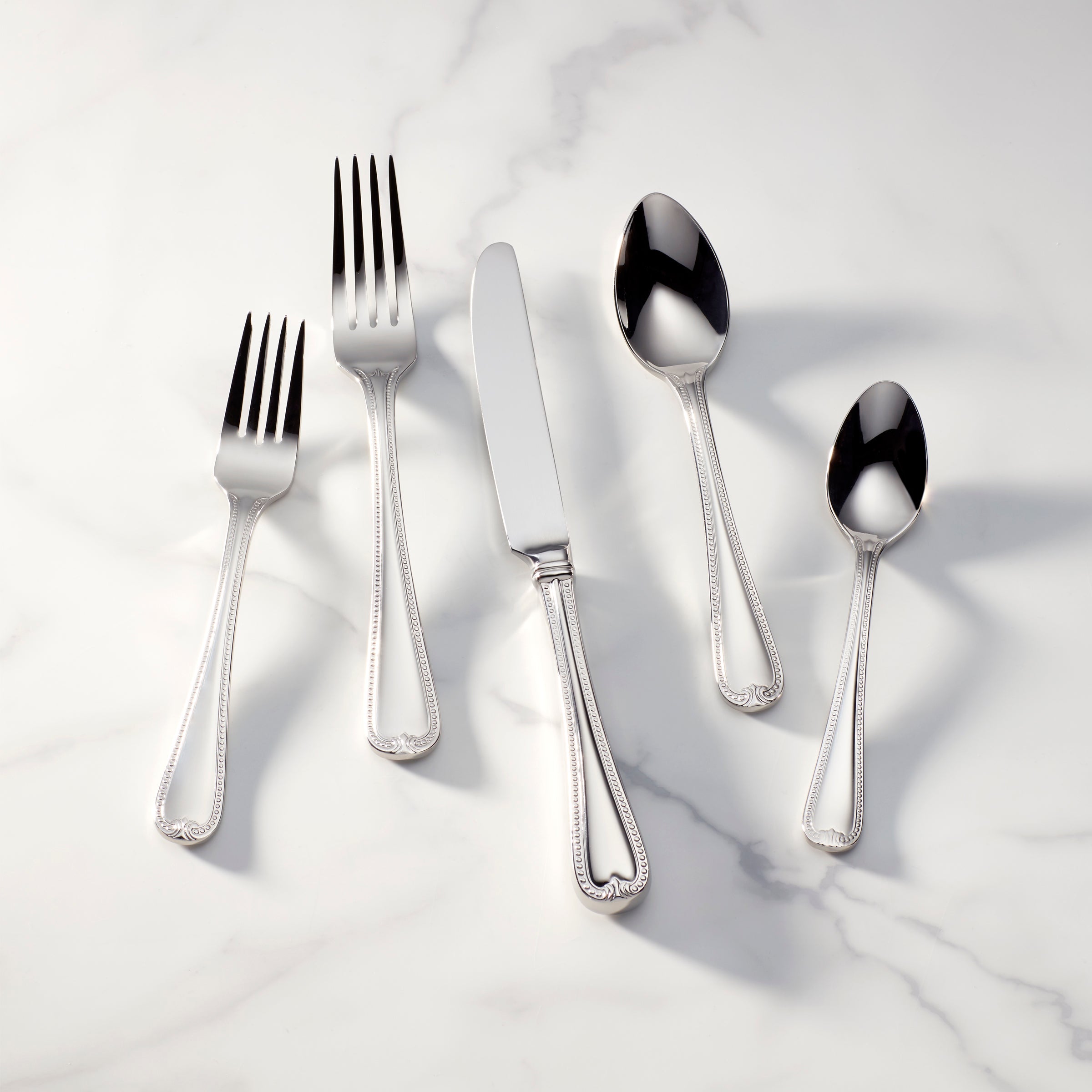 Vintage Jewel 20 Piece Flatware Set