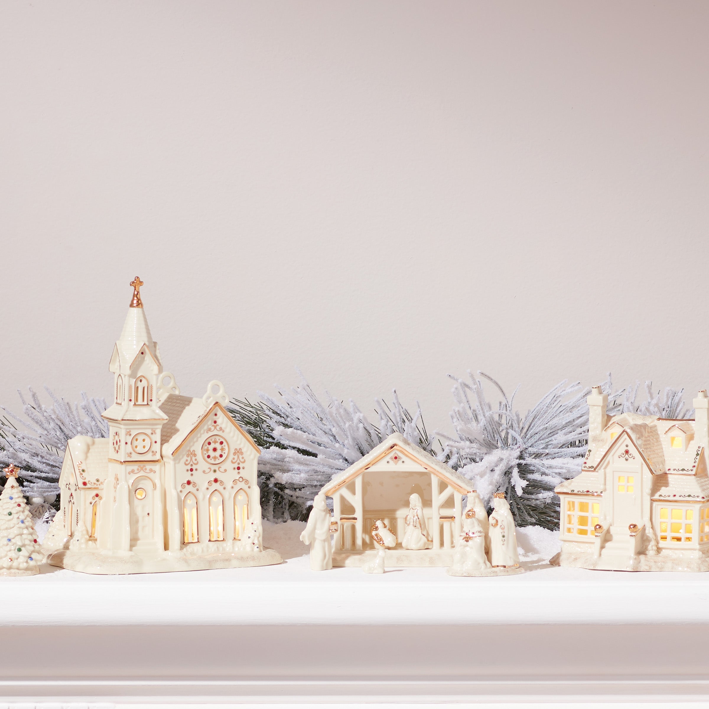 Mistletoe Park 6-Piece Manger Figurine Set - Image 3