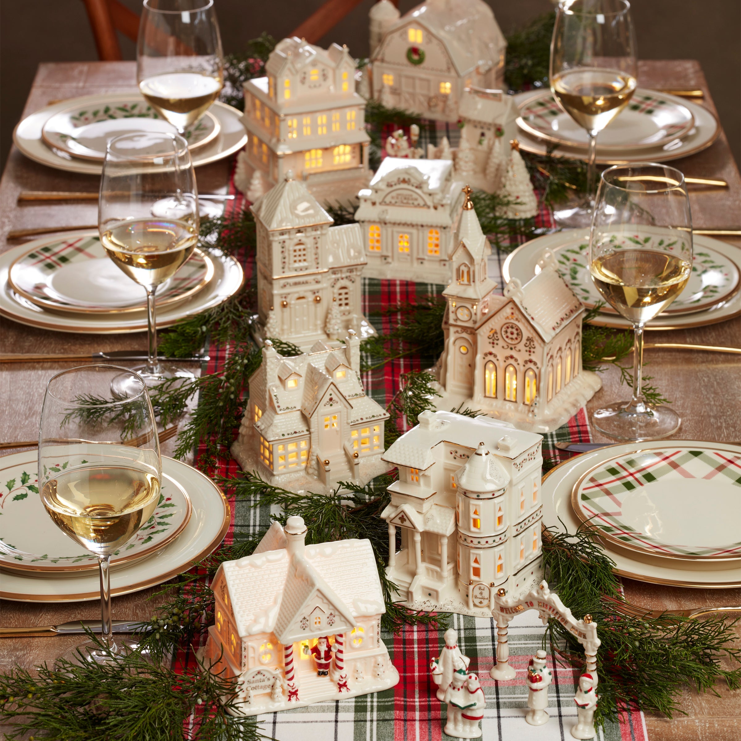 Mistletoe Park 3-Piece Starter Set - Image 3