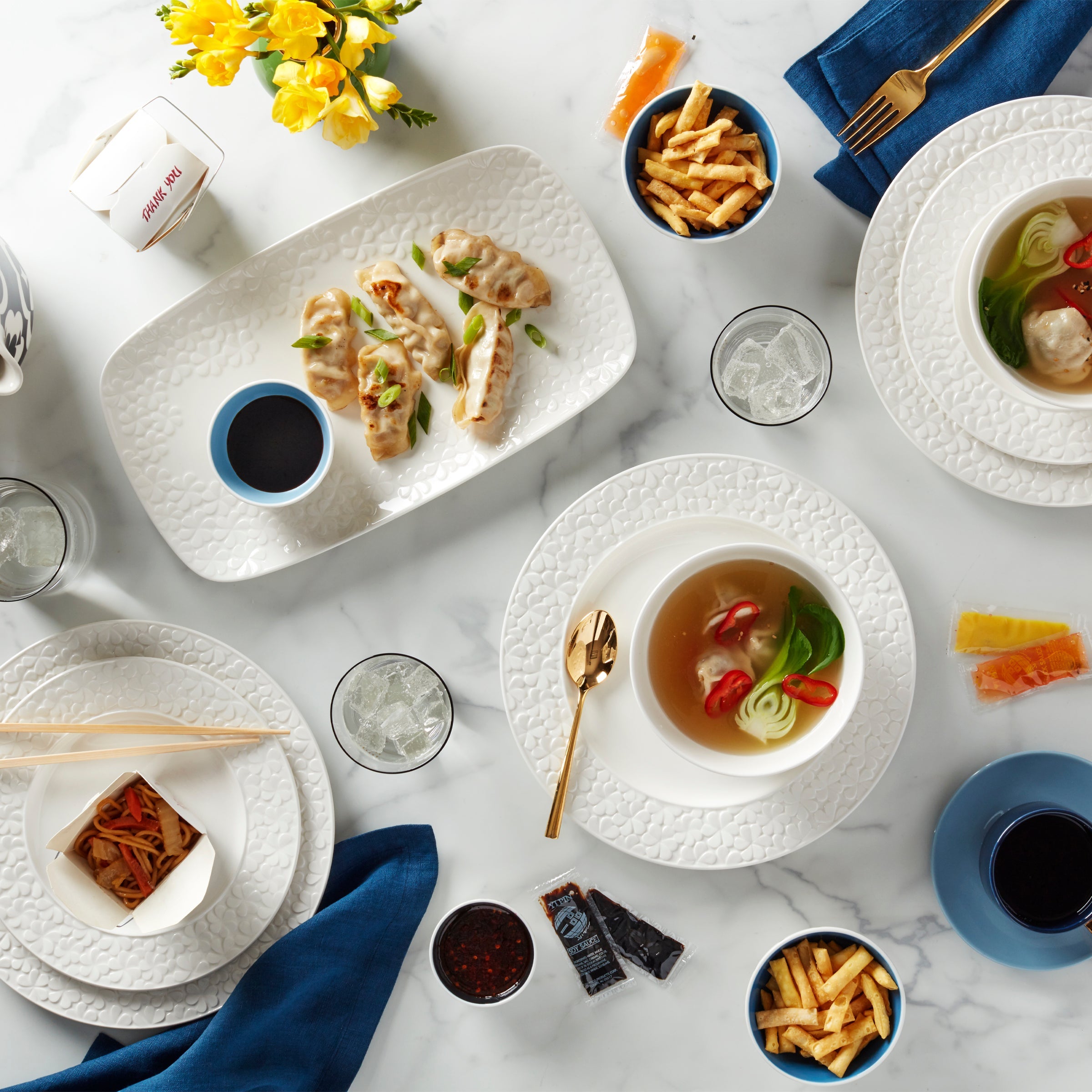 Malmo Gold 5 Piece Place Setting - Image 2