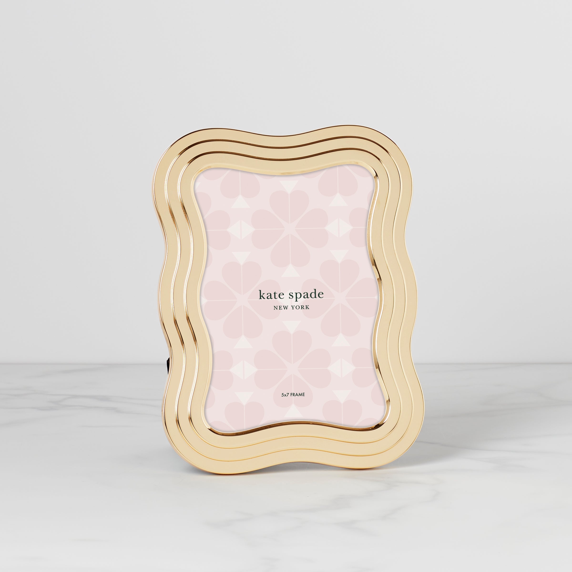 South Street 5 x 7 Gold Wavy Frame