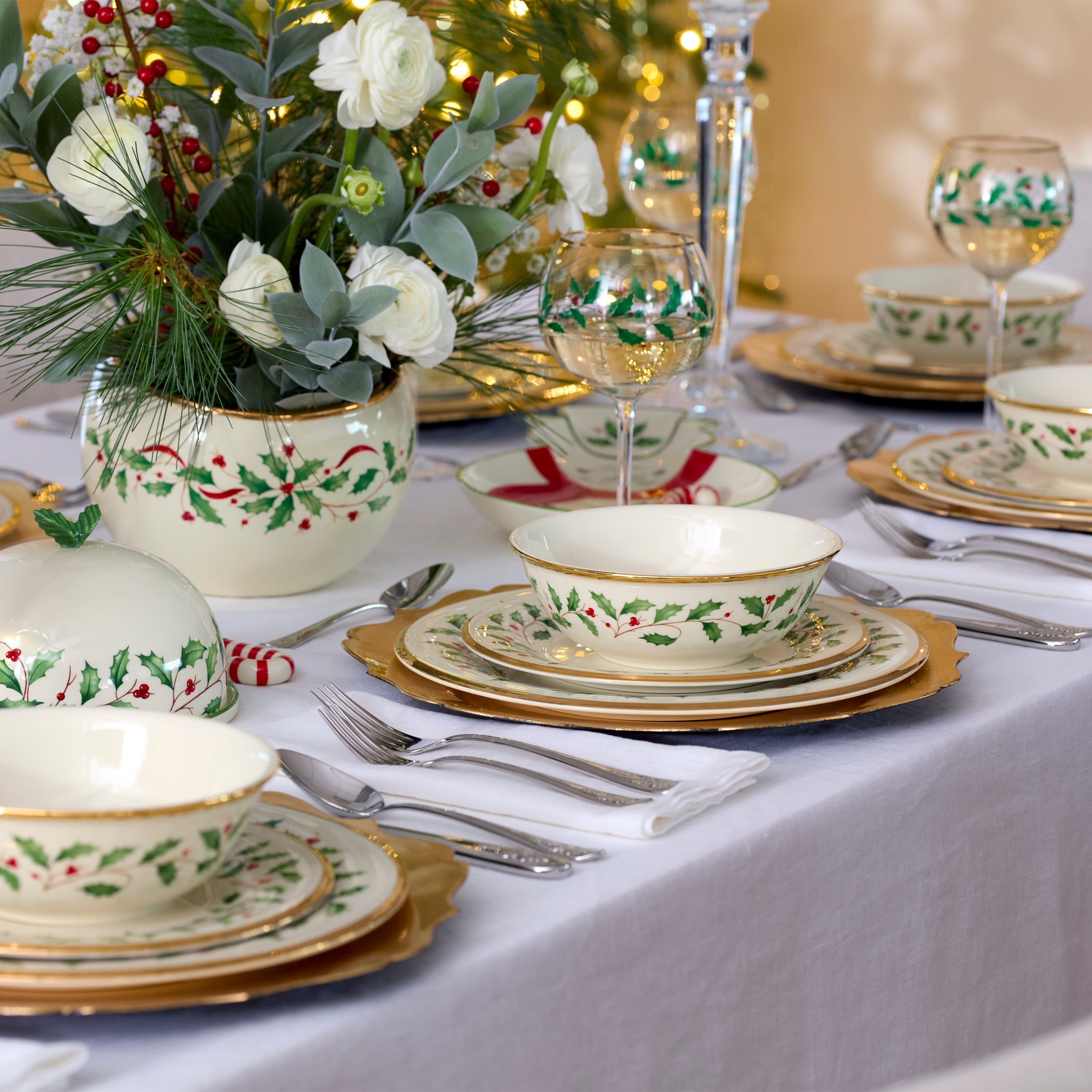 Holiday 12-Piece Plate & Bowl Set - Image 7