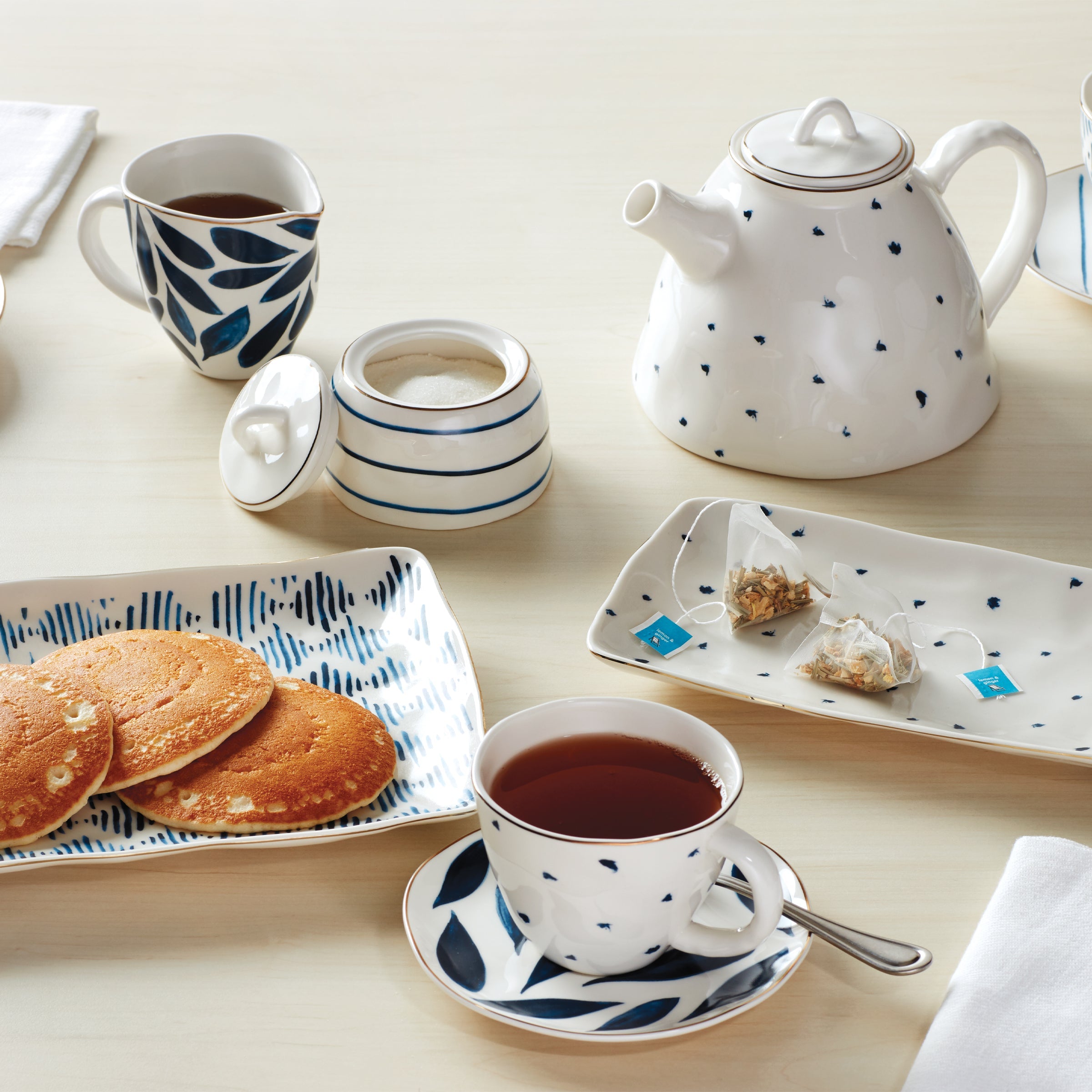 Blue Bay 4-Piece Teacup & Saucer Set - Image 3