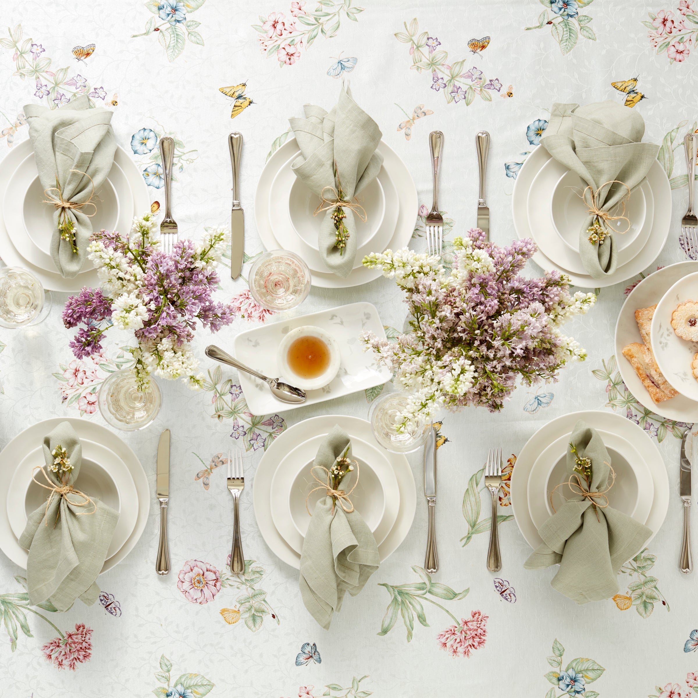 Bay Colors White Accent Plates - Set of 4 - Image 2
