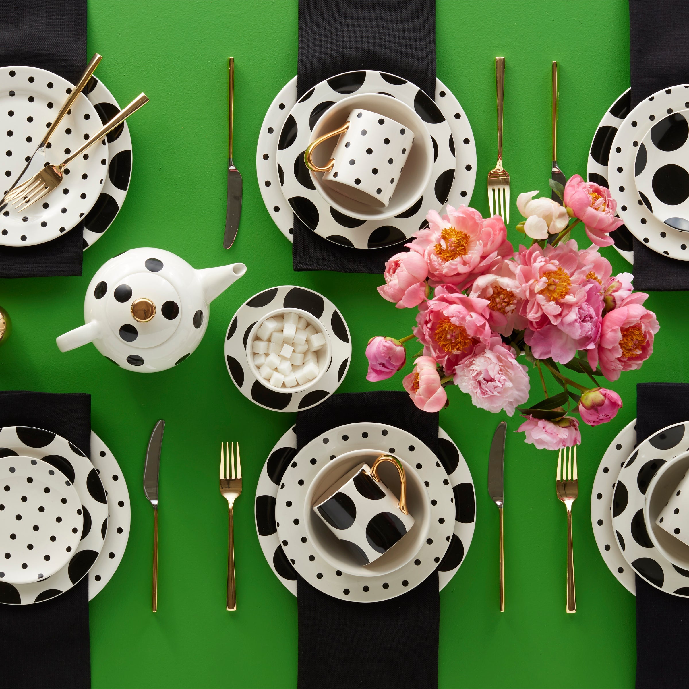 On The Dot Assorted Mugs - Set of 2 - Image 3