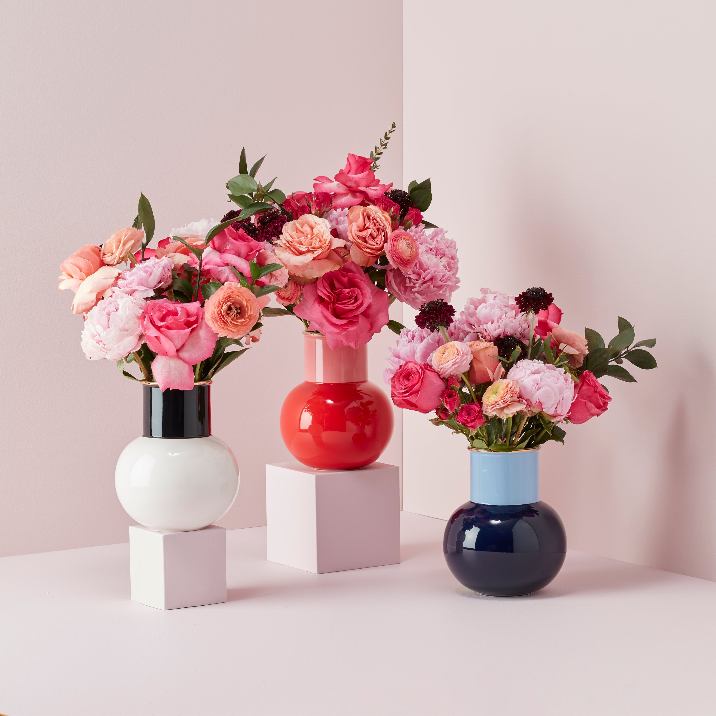 Make It Pop Cool Blue Bouquet Vase - Image 3
