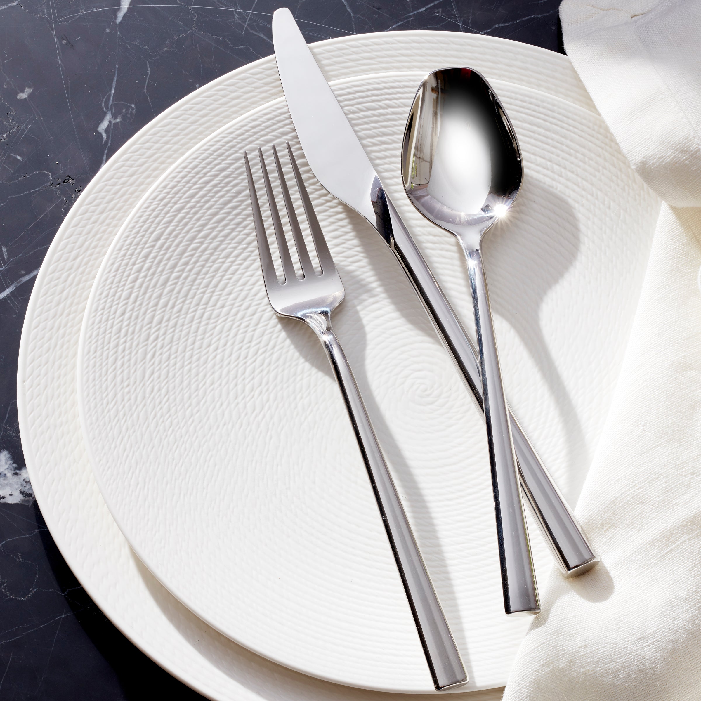 LX Collective 26 Piece Flatware Set - Image 4