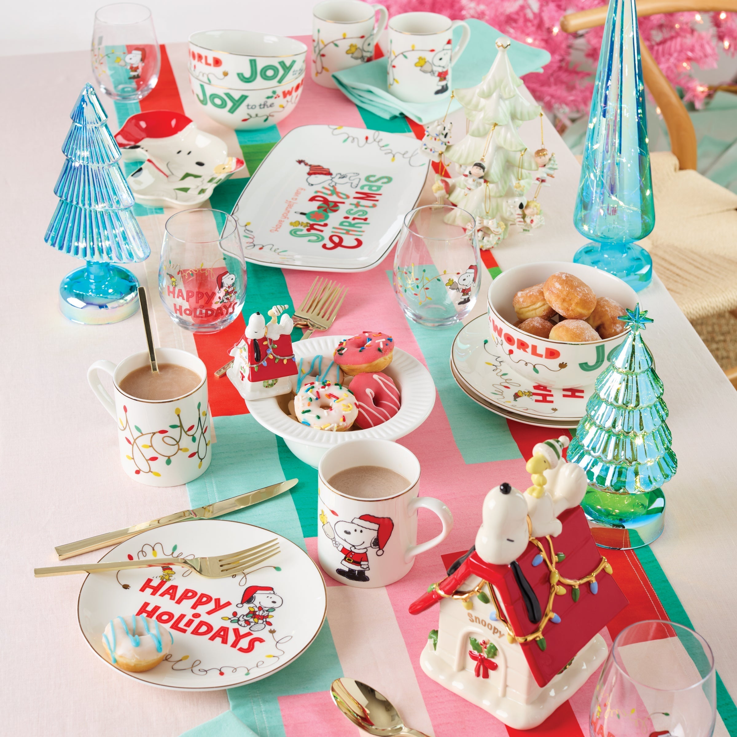 Snoopy Christmas Hors d'Oeuvre Tray - Image 2