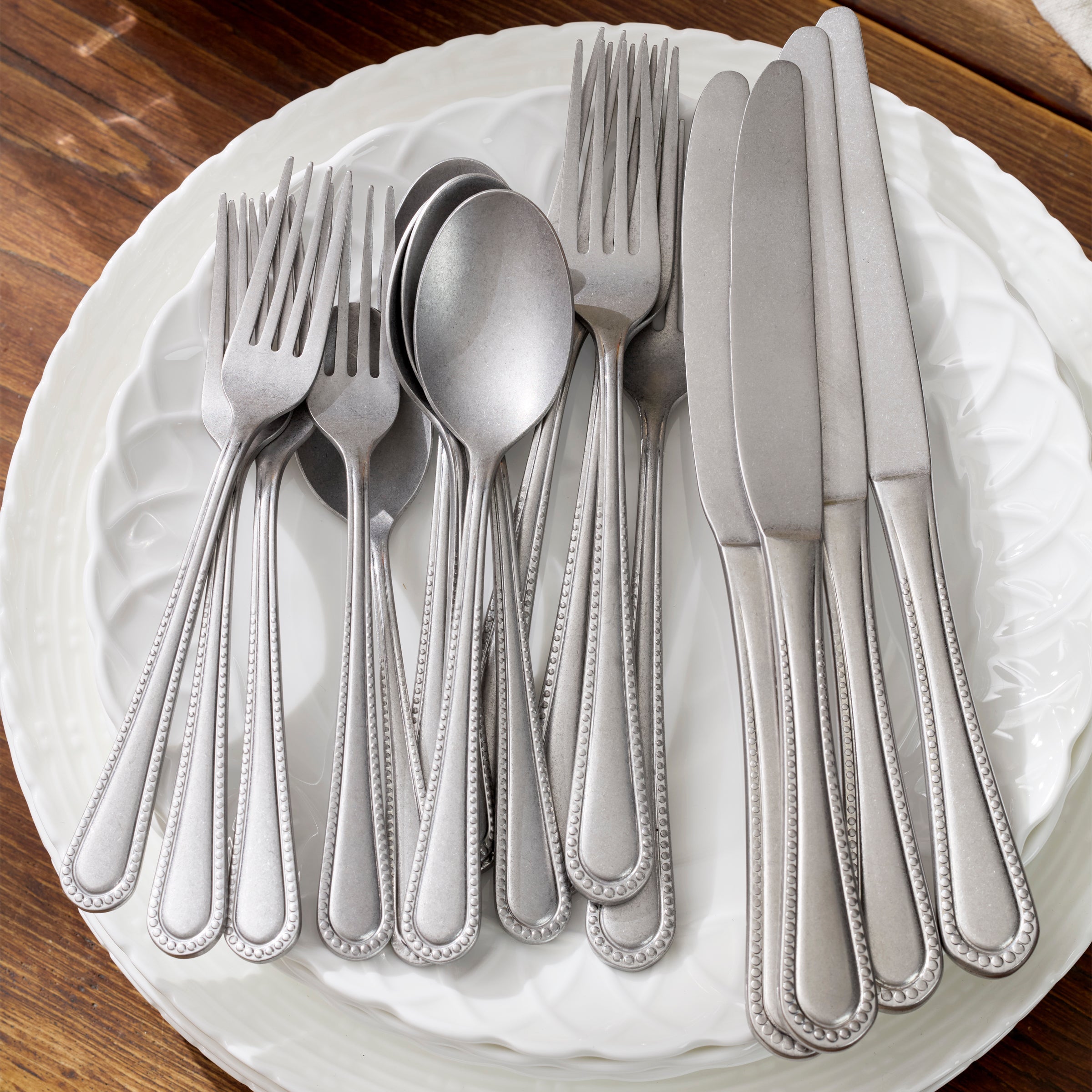 Hartwell Vintage 42 Piece Flatware Set - Image 3