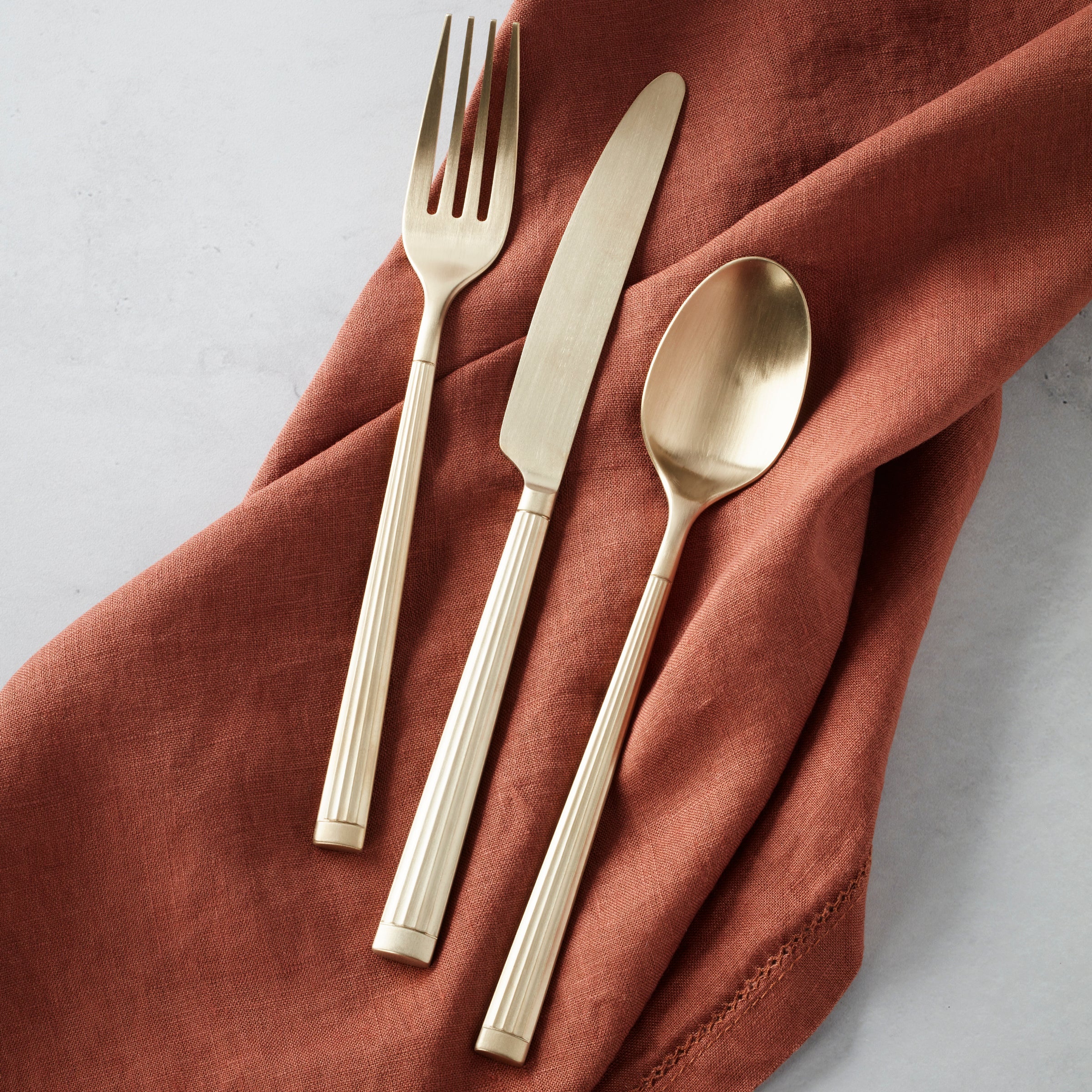 Robyn Champagne Mist Satin 20 Piece Flatware Set - Image 4