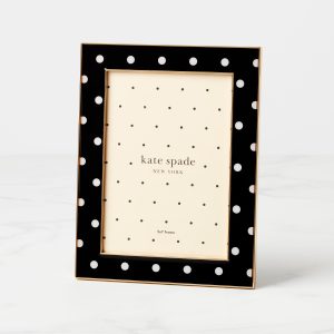 Sitting Pretty 5X 7 Dot Frame