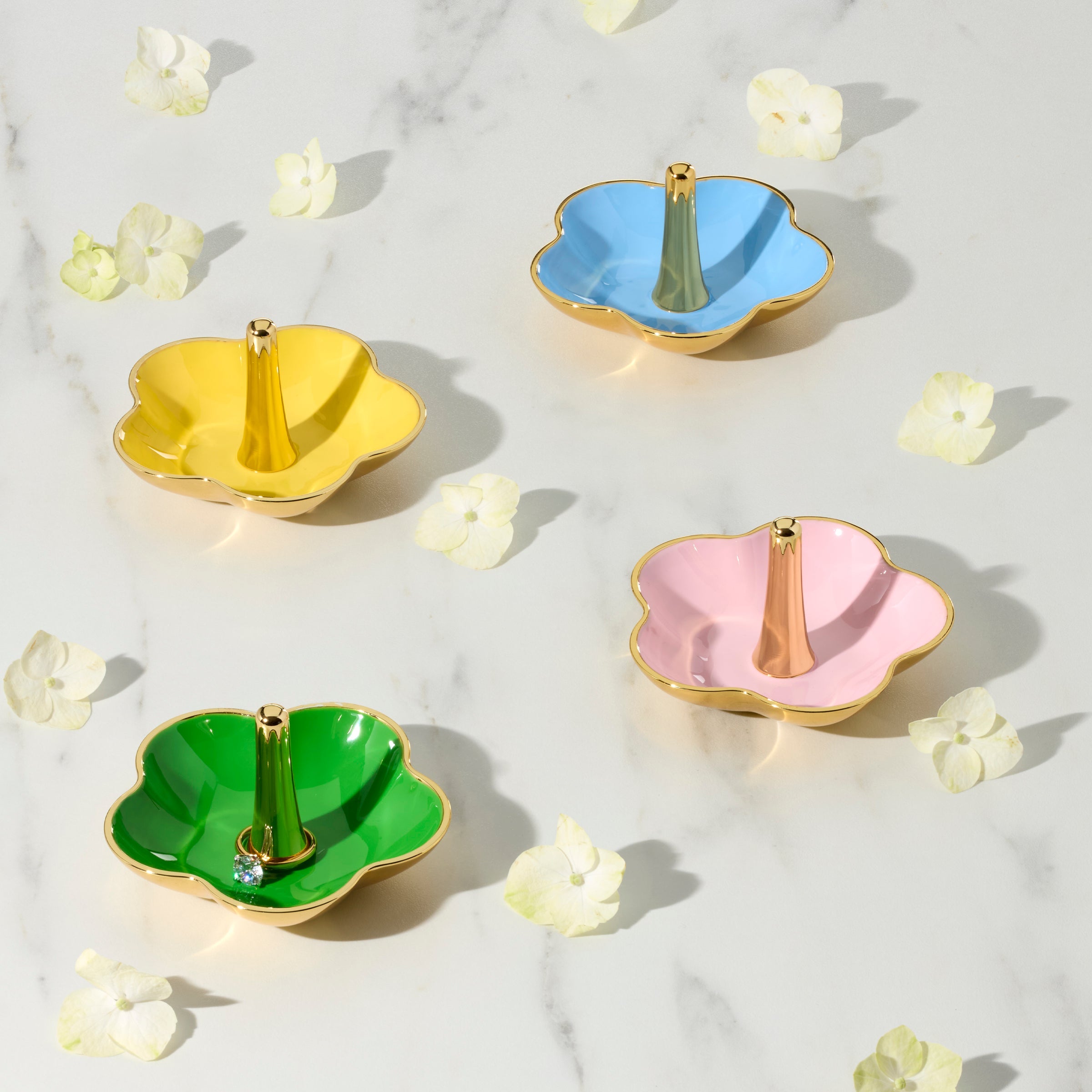 Make It Pop Green Metal Ring Dish - Image 2