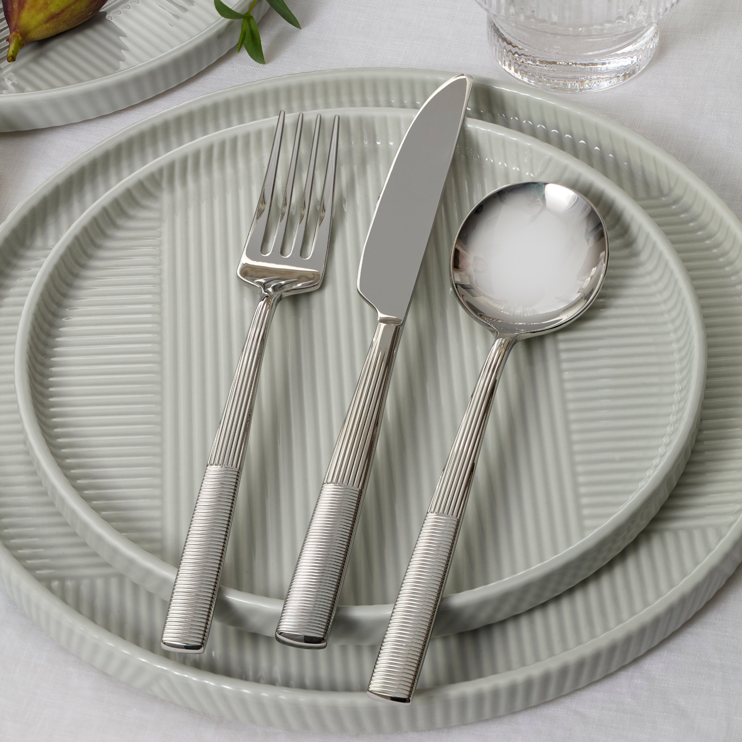 Modulus Vapor 16-Piece Dinnerware Set - Image 11
