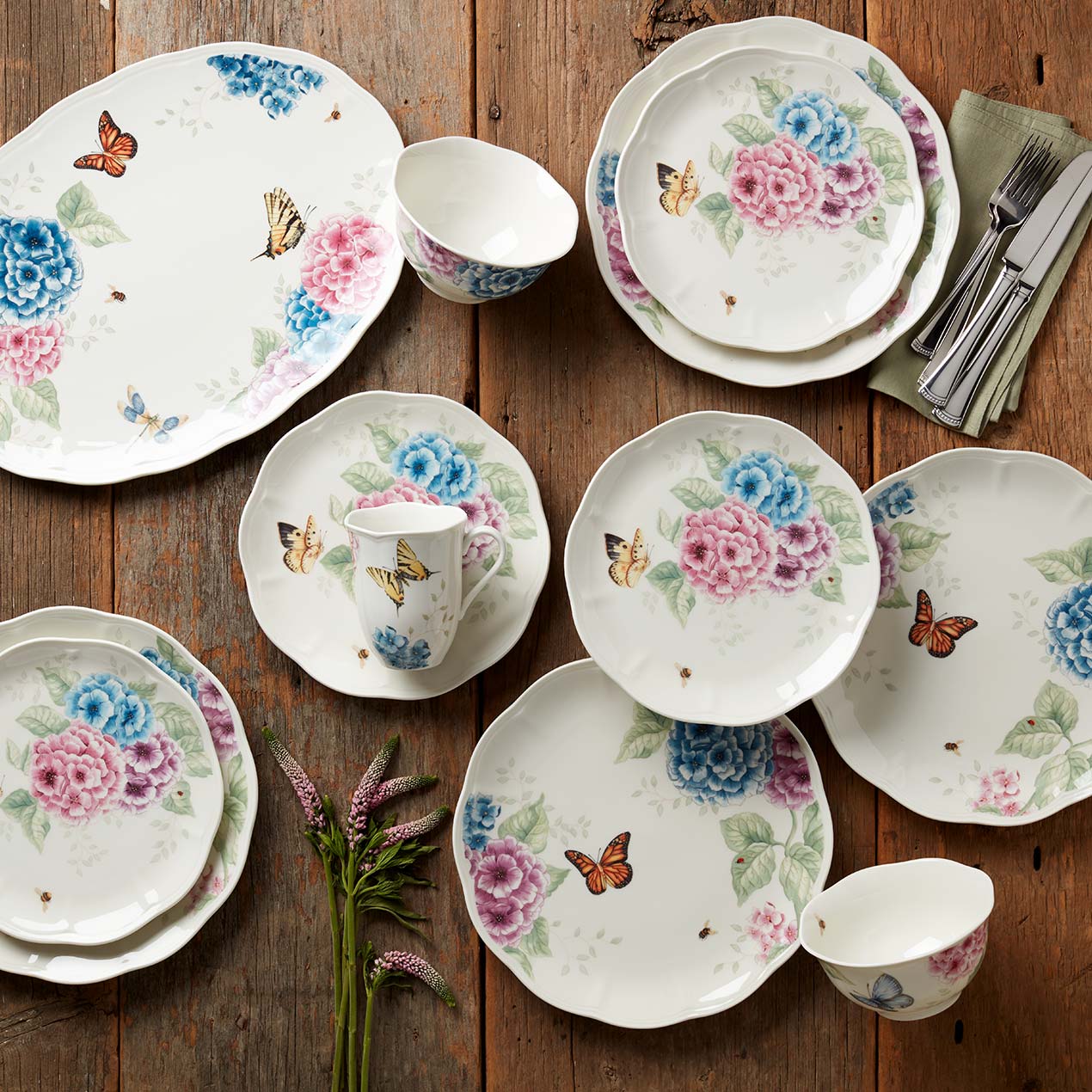 Butterfly Meadow Hydrangea Mugs - Set of 4 - Image 2