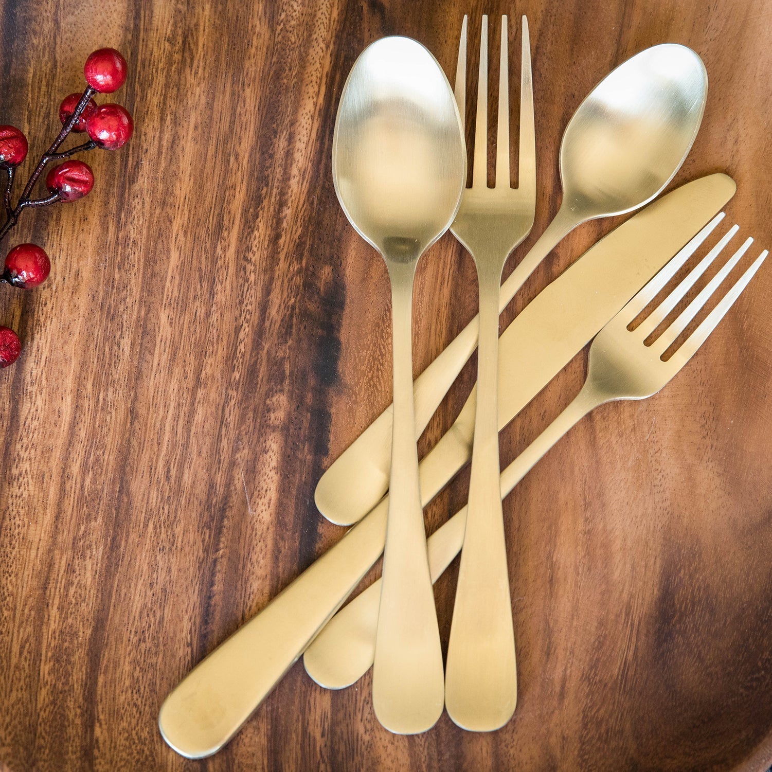 Rhiannon Champagne Satin 20 Piece Flatware Set - Image 2