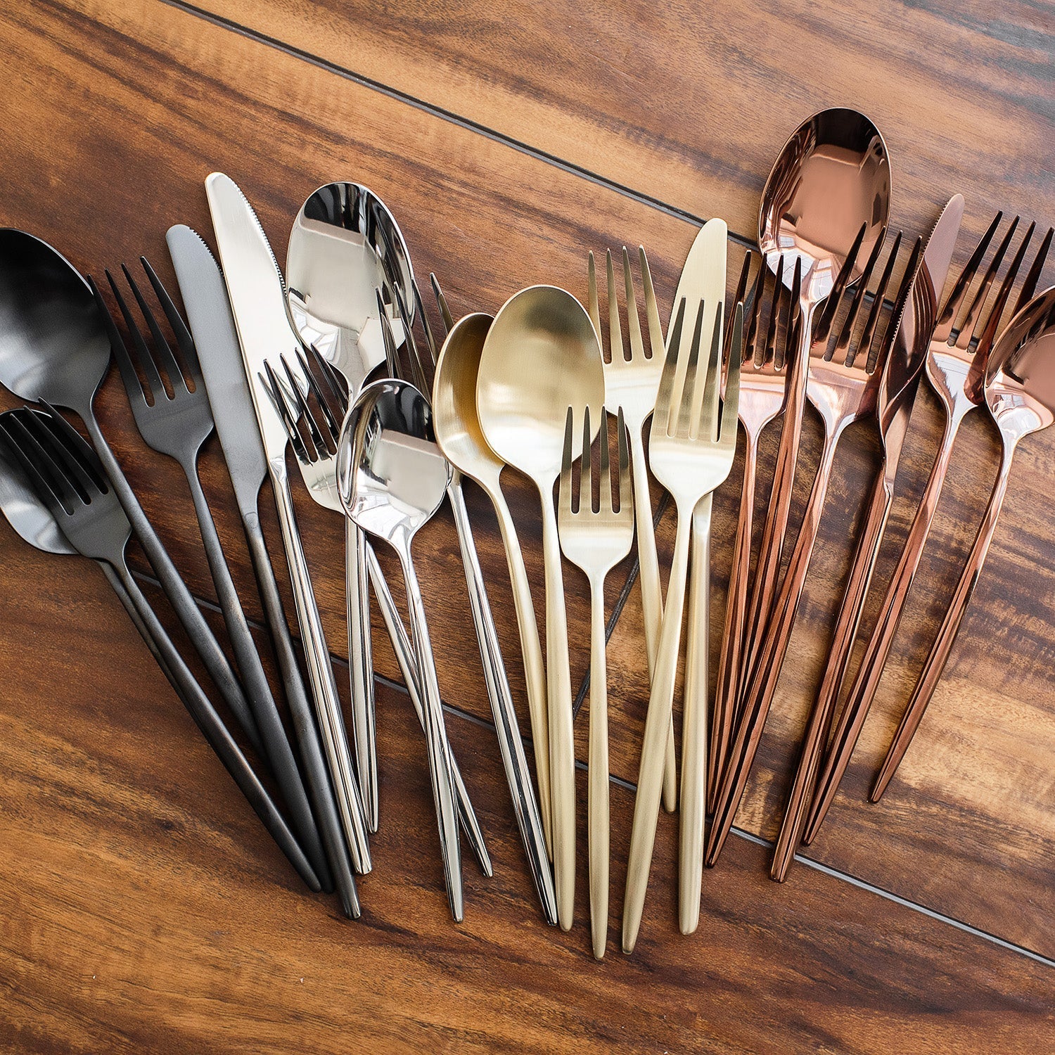 Gaze Mirror 20 Piece Flatware Set - Image 6