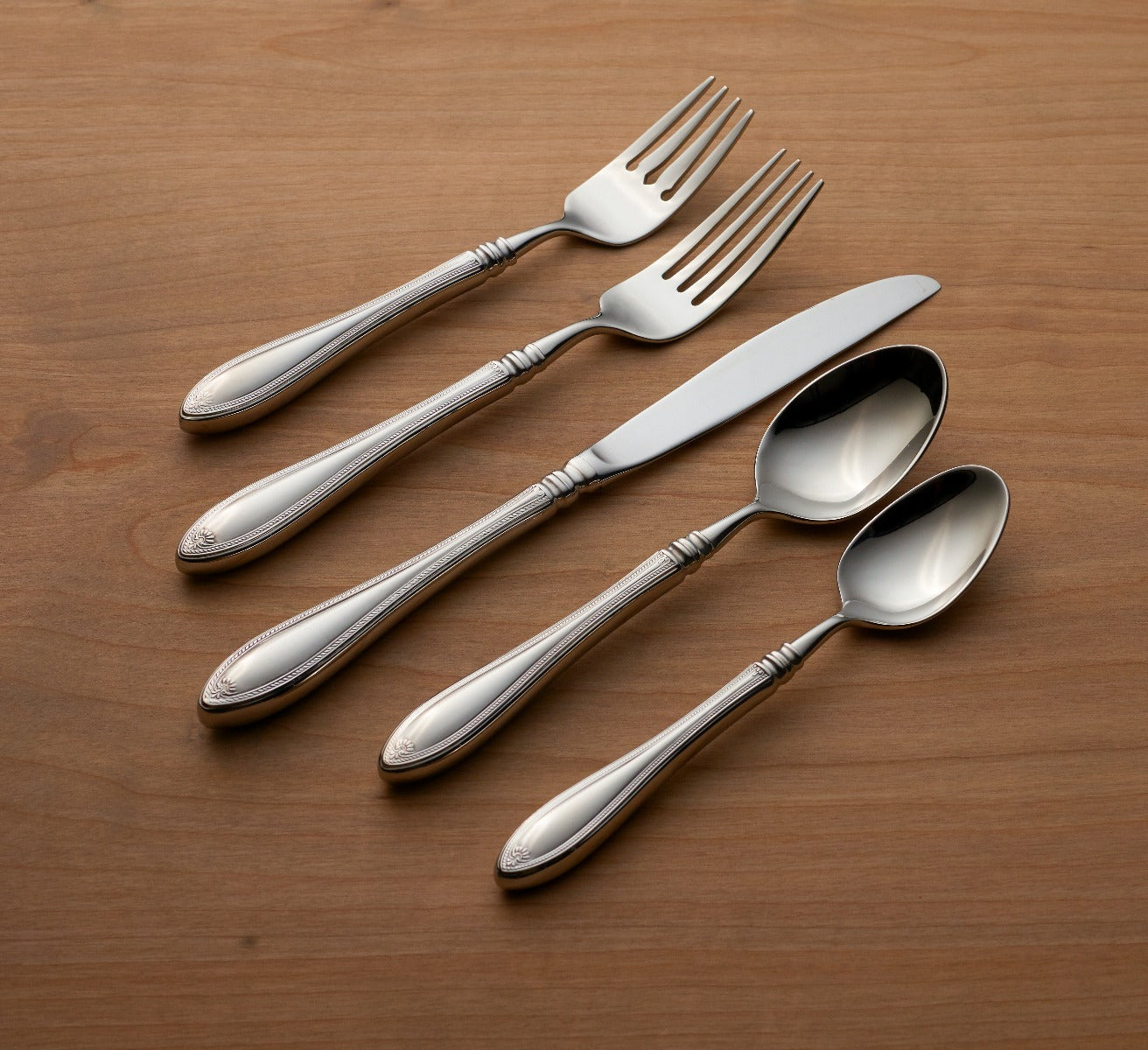 Sheraton 5 Piece Place Setting - Image 2