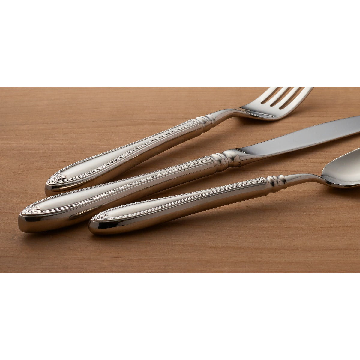 Sheraton 5 Piece Place Setting - Image 4